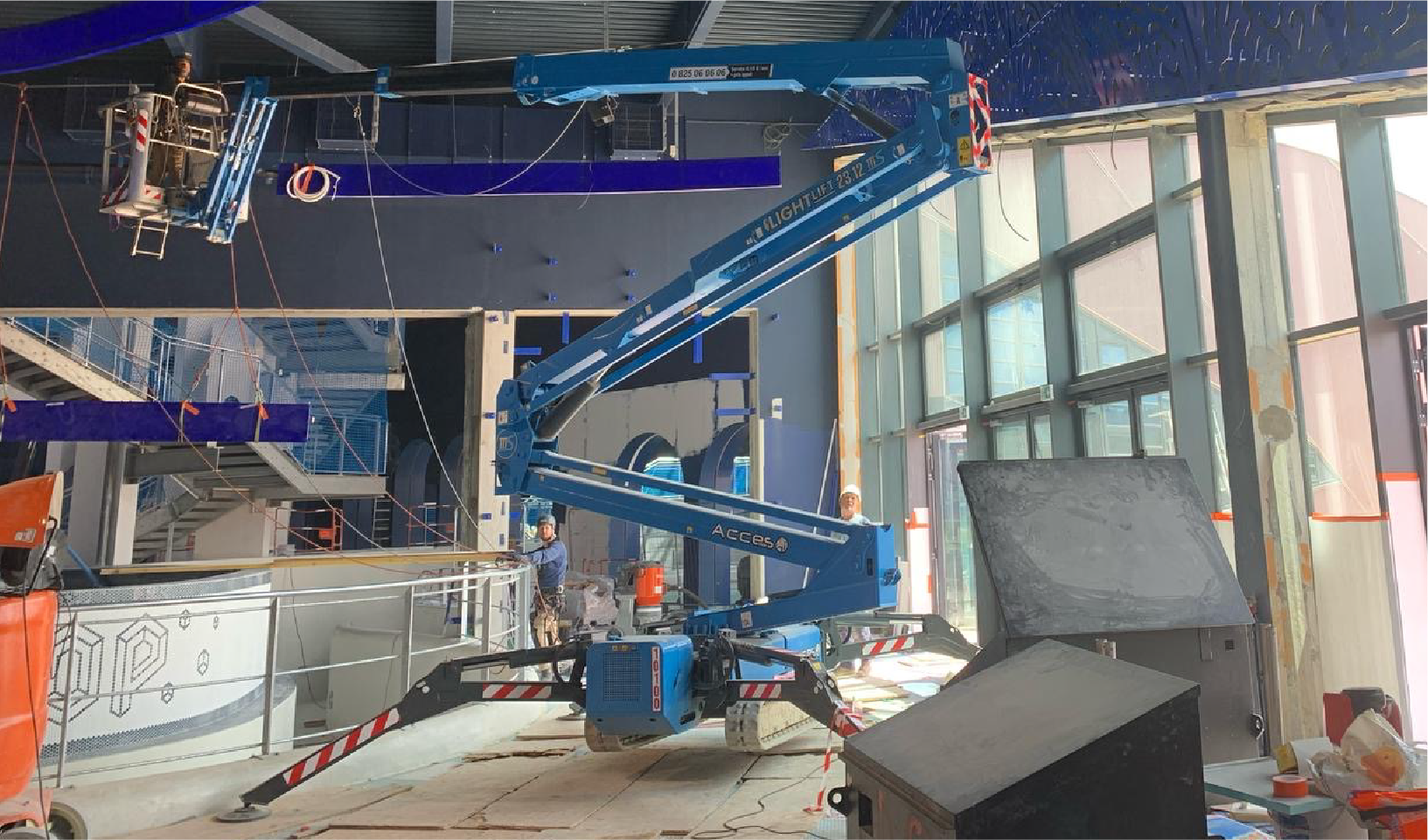 Chantier de l'Aquascope, nouvelle attraction du Futuroscope, au nord de la ville de POITIERS.