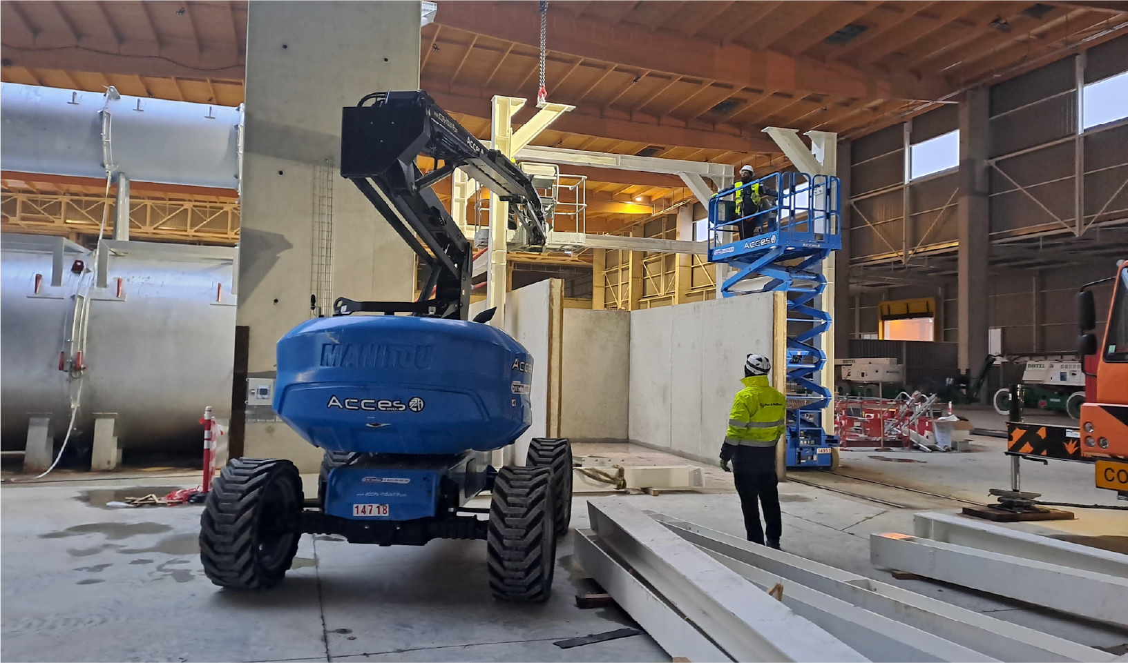 Location d'une nacelle articulée pour le chantier CONSTELLIUM dans la ville de BIESHEIM.